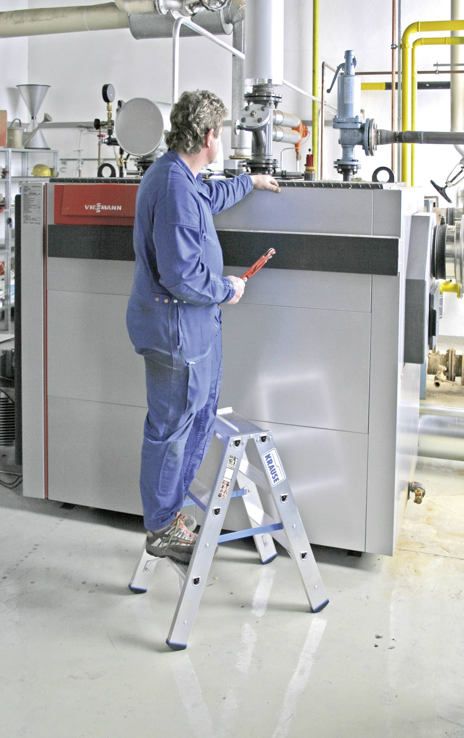 Krause 124715 Aluminium Stufen-Doppelleiter Arbeitshöhe (max.): 2.25m Silber DIN EN 131 4.2kg