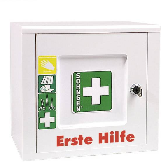 Ein Erste-Hilfe-Kasten mit grünem Kreuz und Aufschrift 'SÖHNGEN', enthält medizinische Symbole wie Schere und Verband.