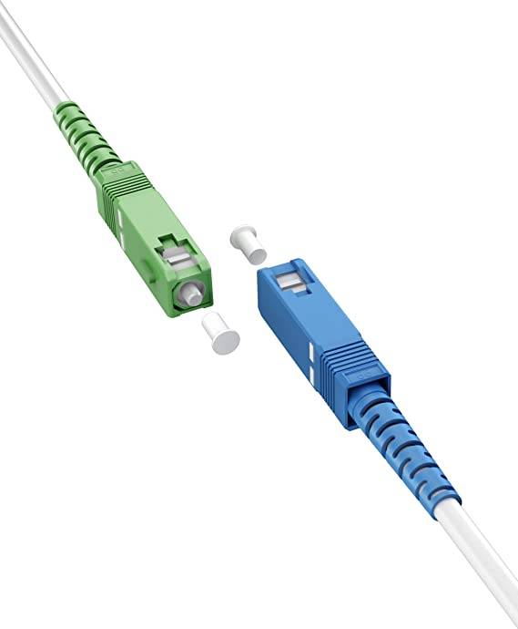 Goobay 59617 Glasfaserkabel FTTH Singlemode OS2 Simplex 100 Gbit/s SC-APC auf SC-UPC Patchkabel halogenfrei Weiß, 0.50 m