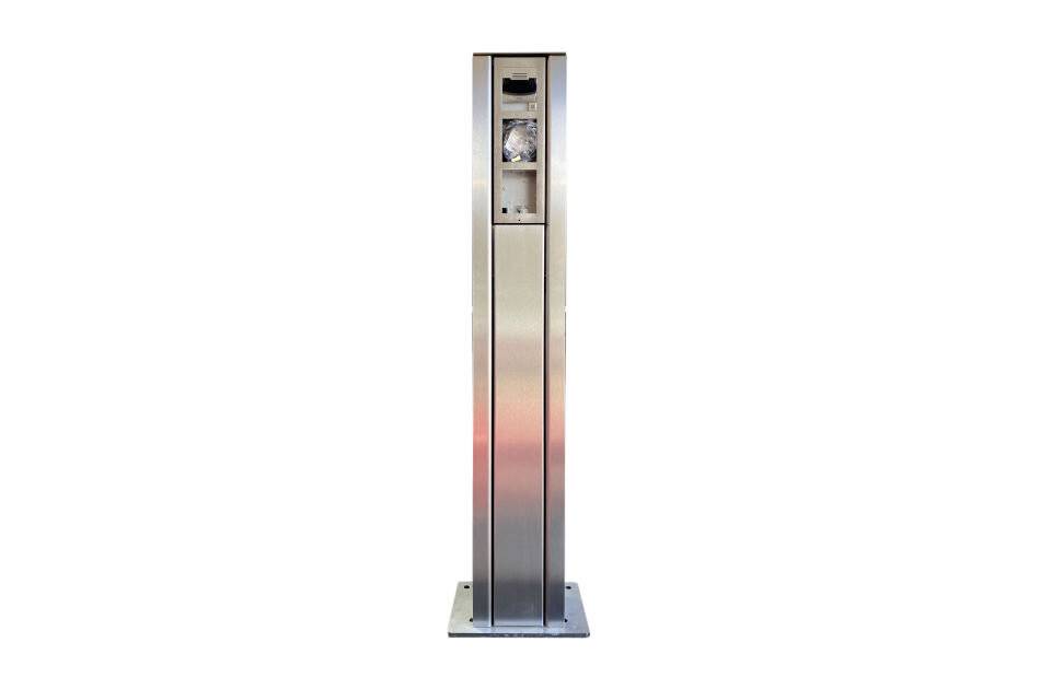 Solvido 2N STELE PERSON AP1, Edelstahl VA Stele, 1 Modul, für 2N IP Solo oder Access Unit 2.0, Bedienhöhe Person, Außen