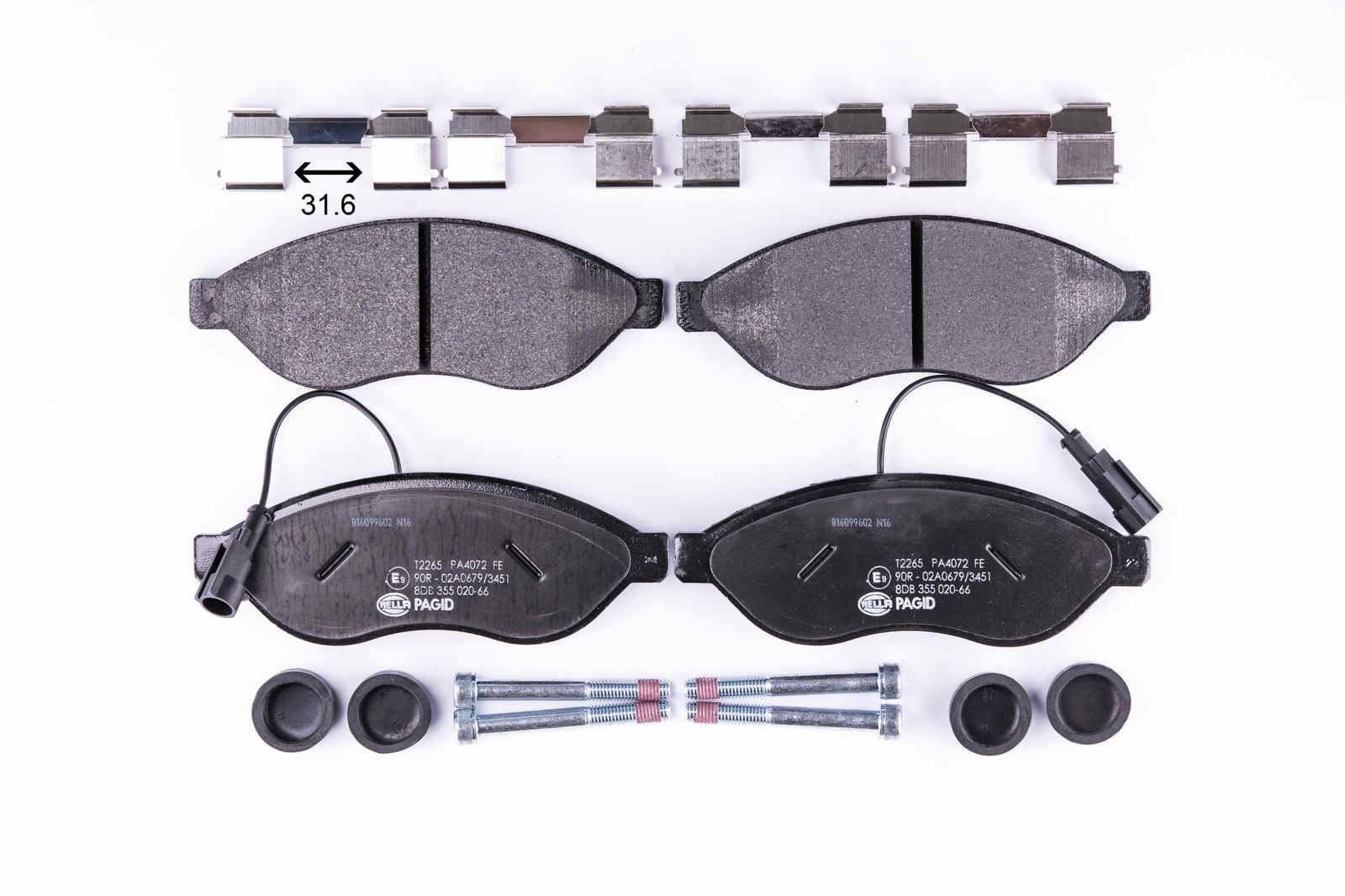 HELLA 8DB 355 020-661 Bremsbelagsatz, SBB