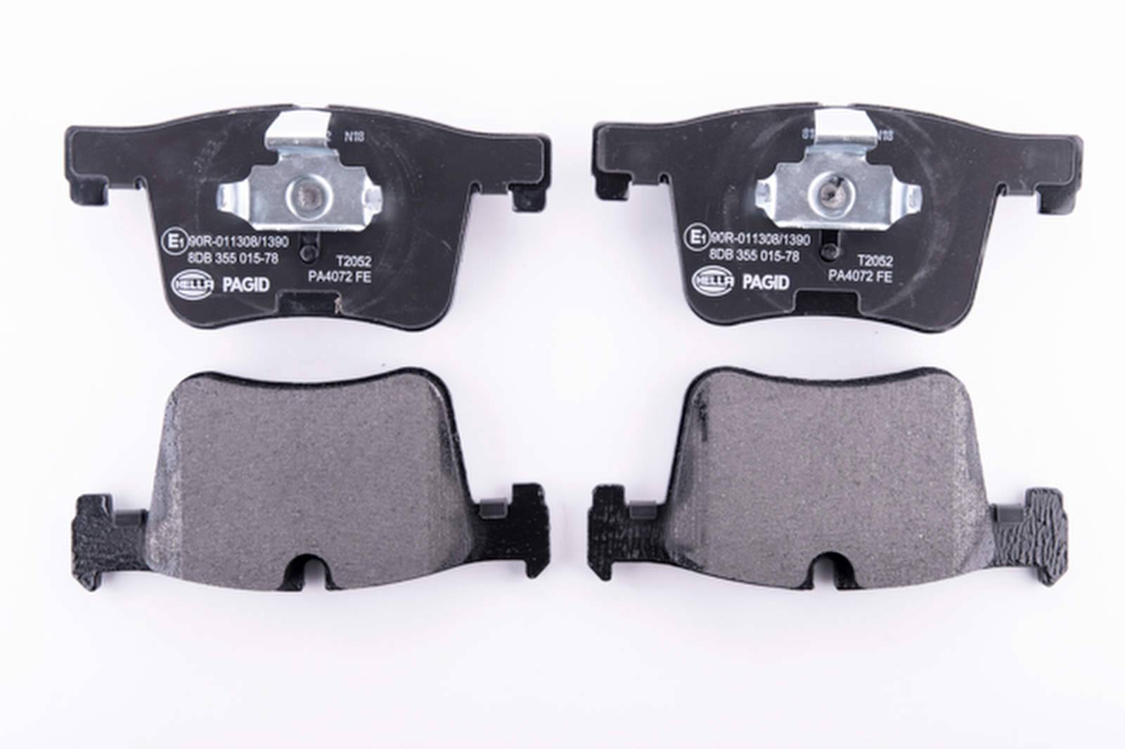 HELLA 8DB 355 015-781 Bremsbelagsatz, SBB