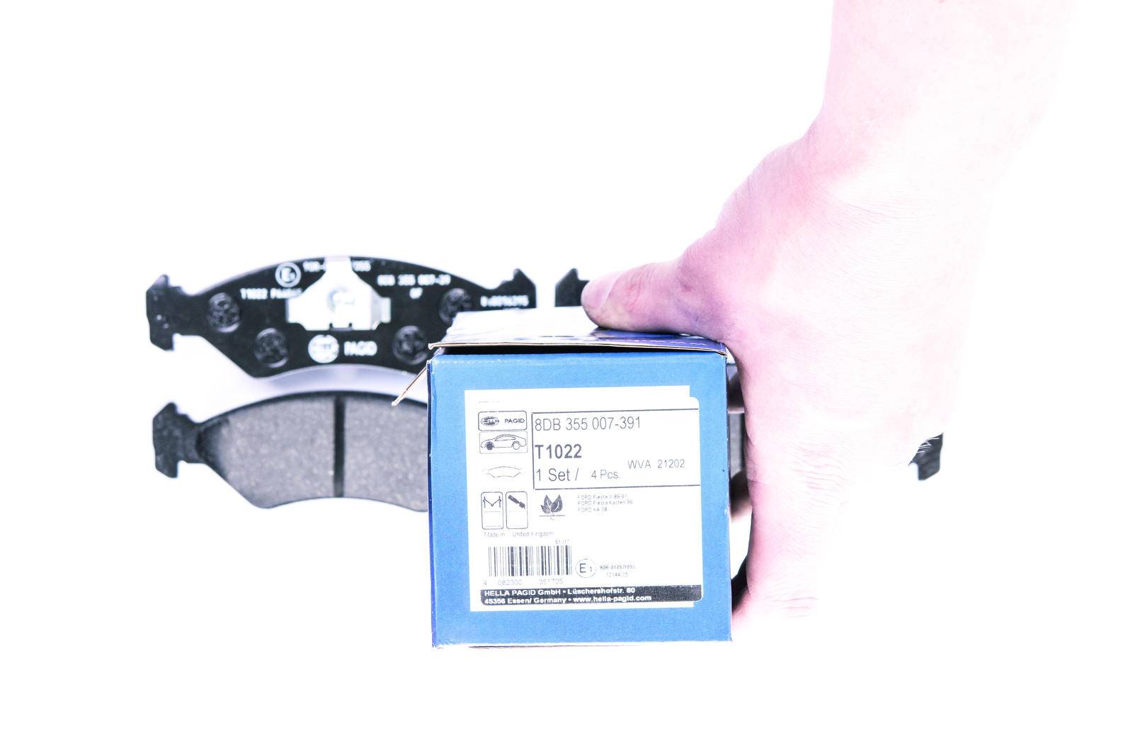 HELLA 8DB 355 007-391 Bremsbelagsatz, SBB