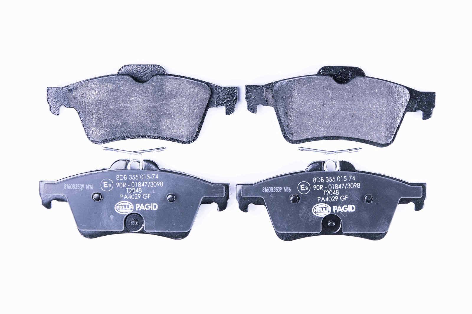 HELLA 8DB 355 015-741 Bremsbelagsatz, SBB