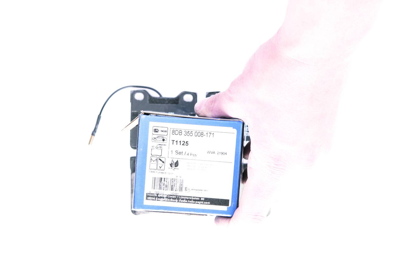 HELLA 8DB 355 008-171 Bremsbelagsatz, SBB