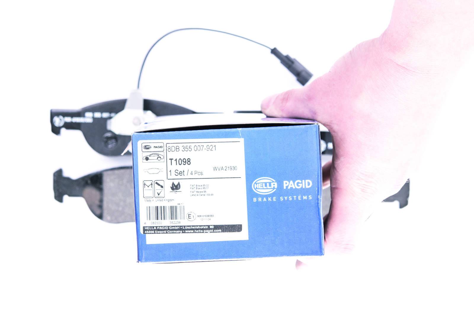 HELLA 8DB 355 007-921 Bremsbelagsatz, SBB