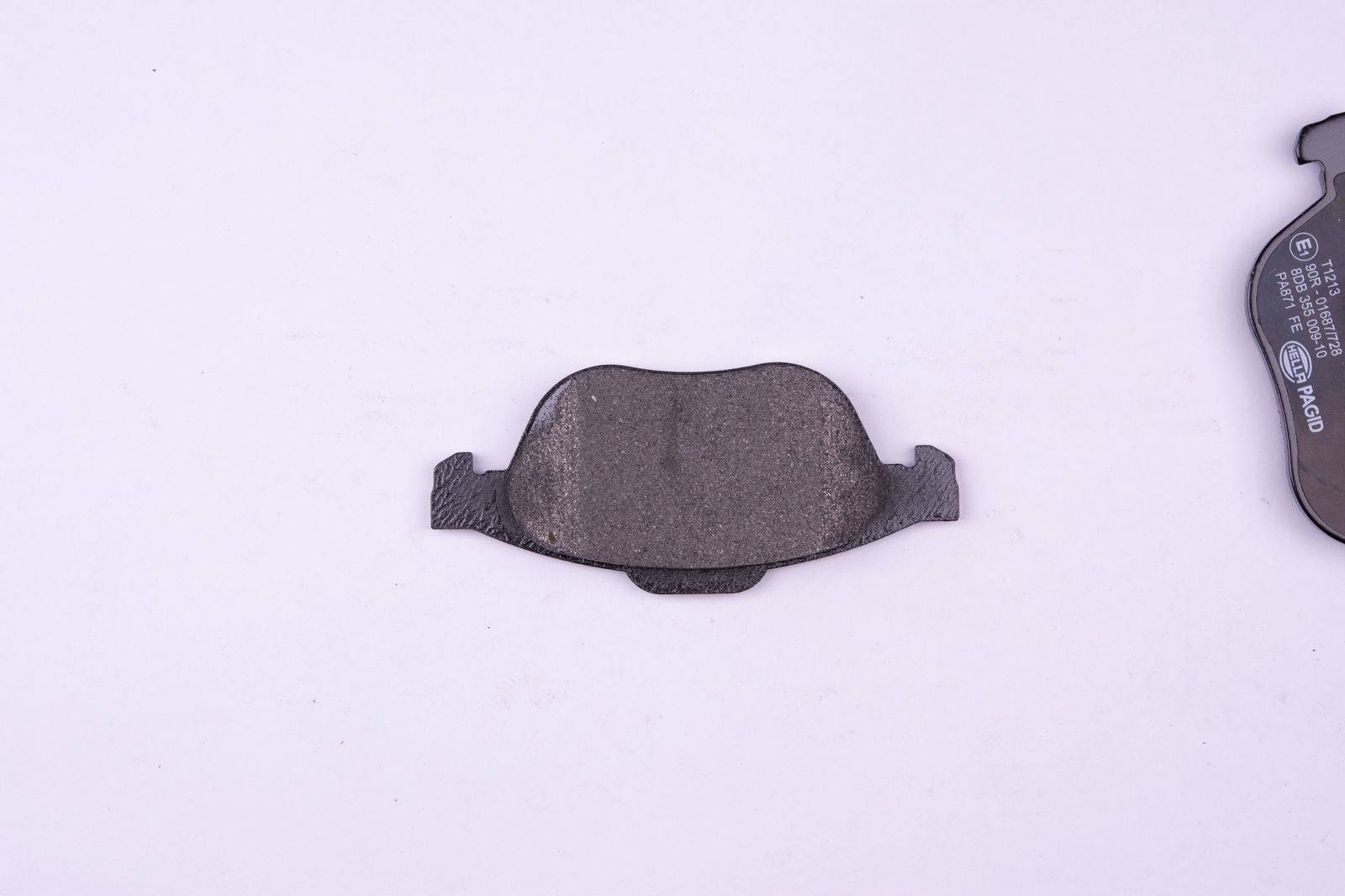 HELLA 8DB 355 009-101 Bremsbelagsatz, SBB