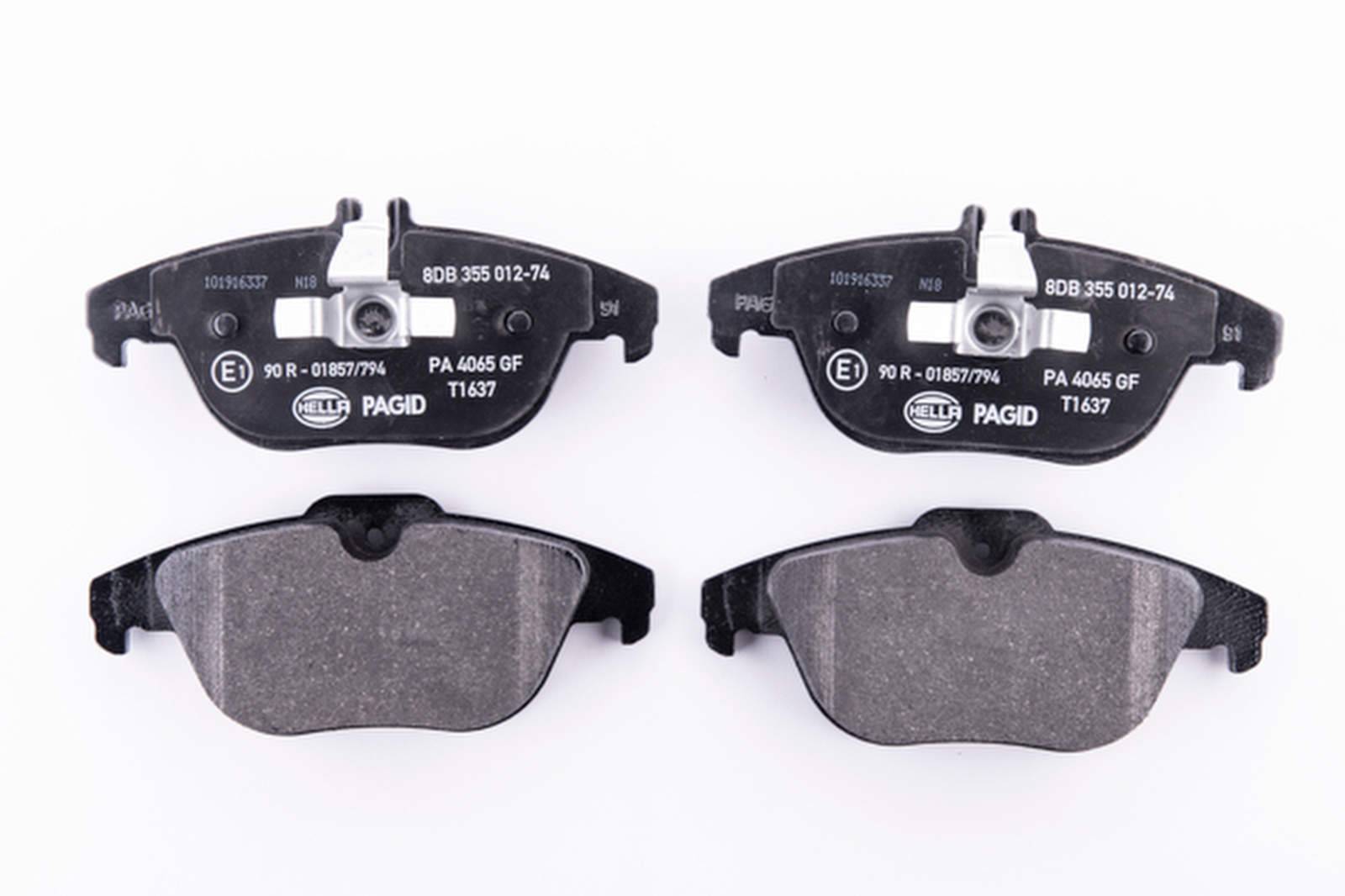 HELLA 8DB 355 012-741 Bremsbelagsatz, SBB