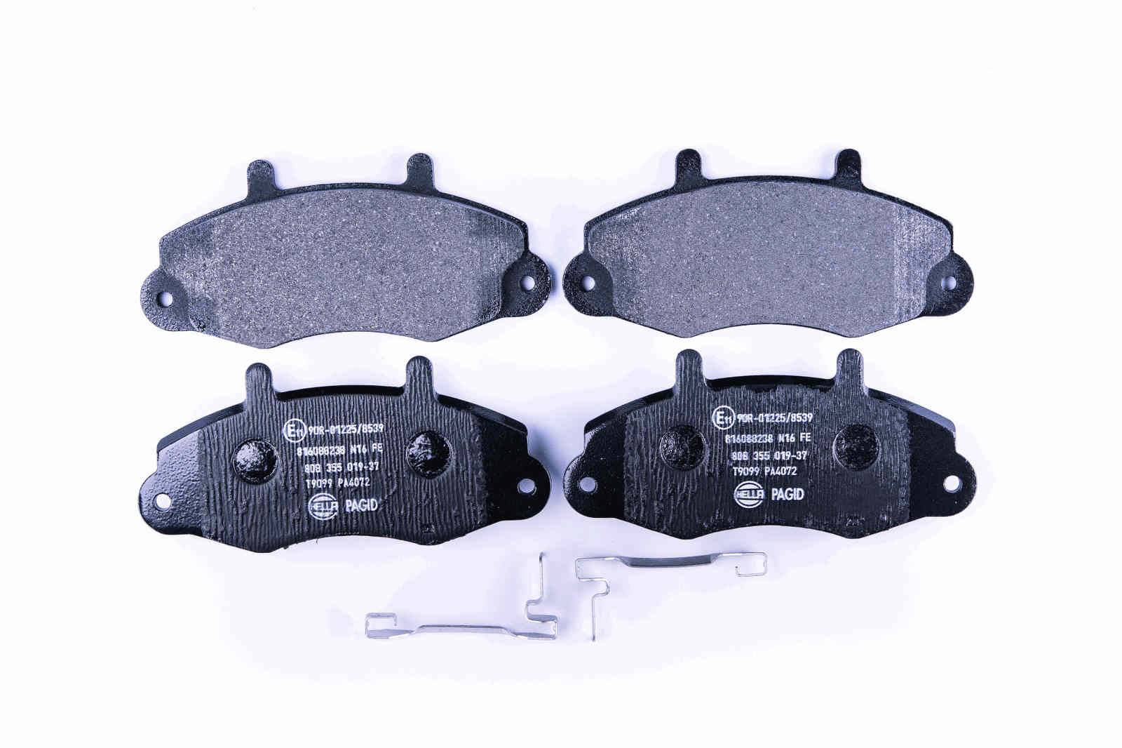 HELLA 8DB 355 019-371 Bremsbelagsatz, SBB