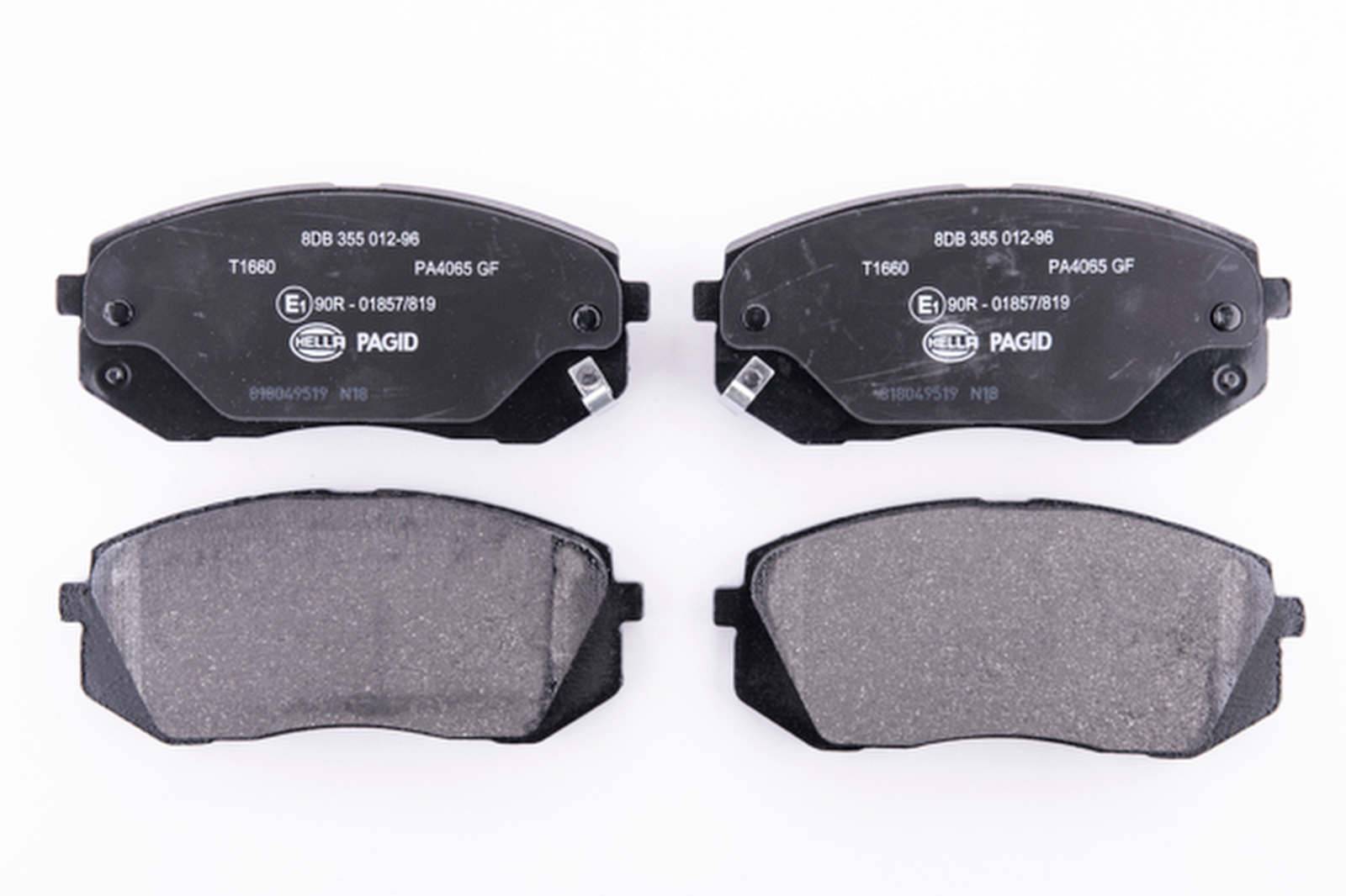 HELLA 8DB 355 012-961 Bremsbelagsatz, SBB