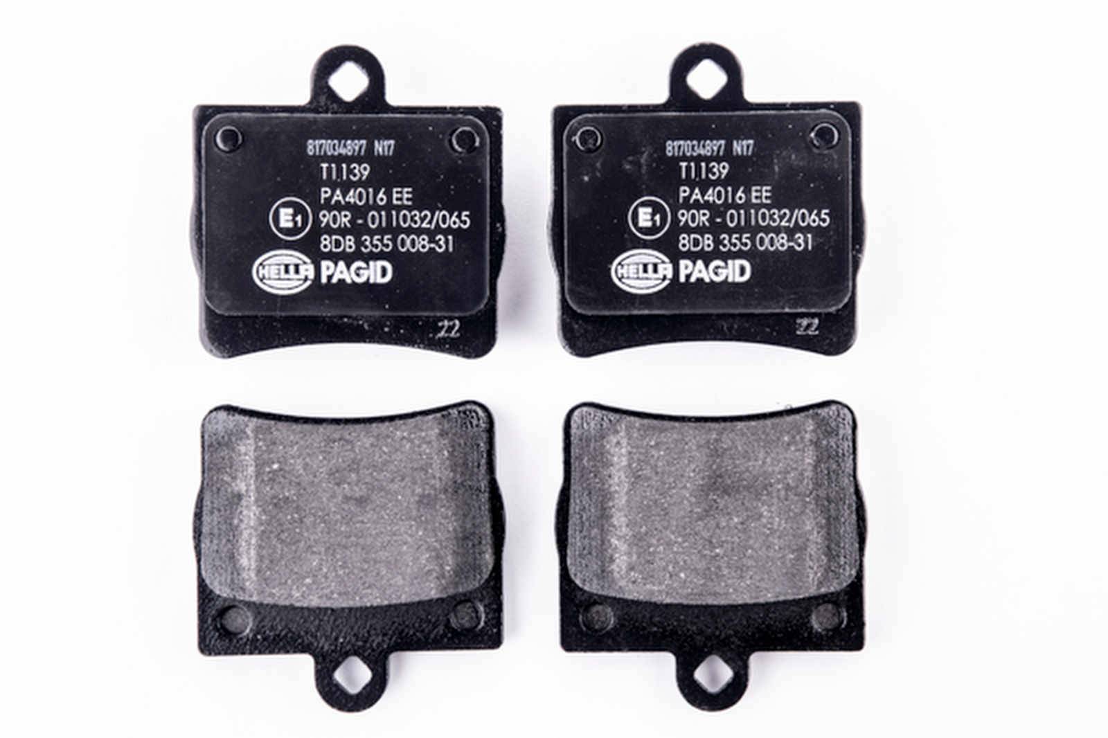 HELLA 8DB 355 008-311 Bremsbelagsatz, SBB