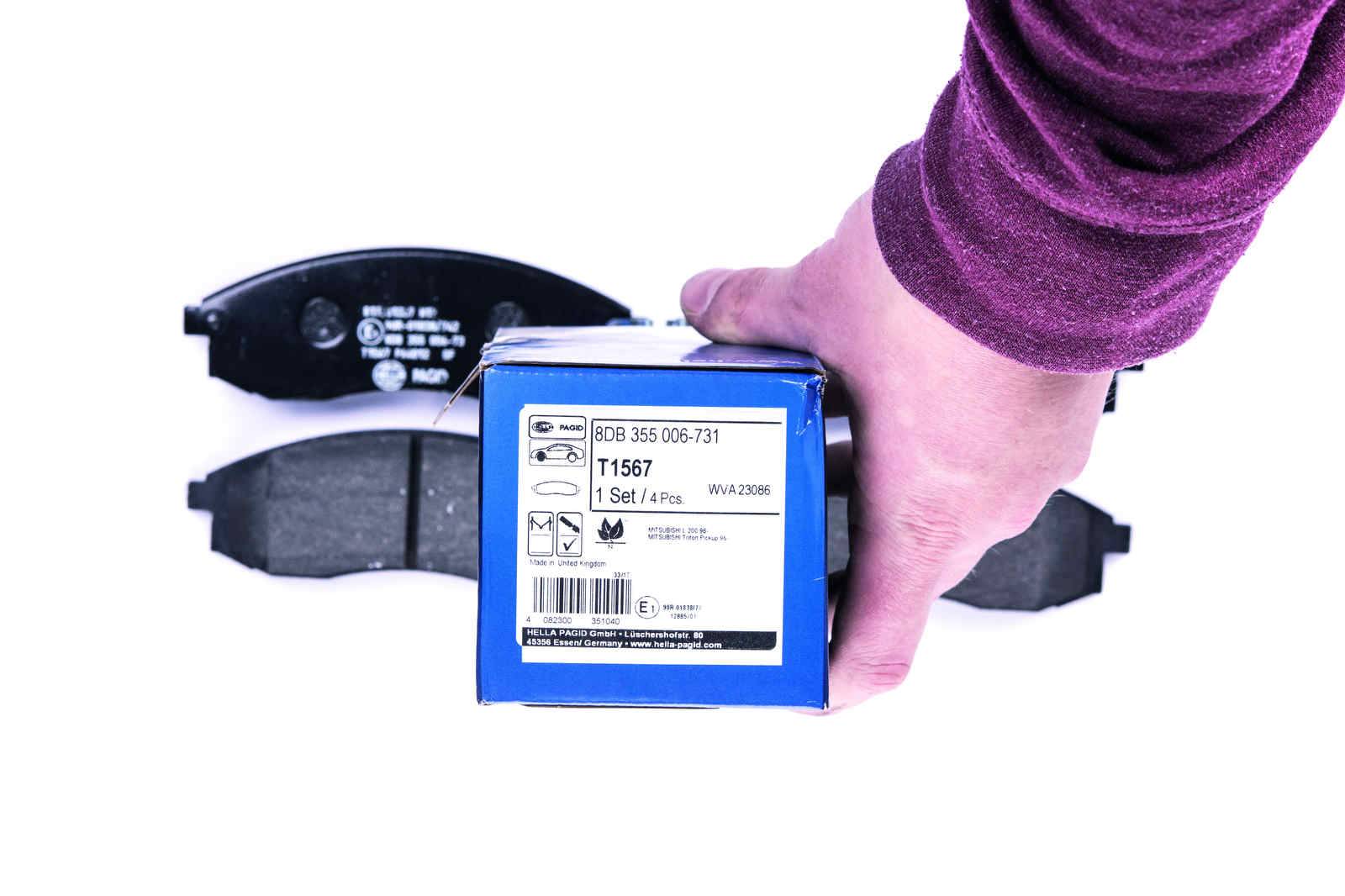 HELLA 8DB 355 006-731 Bremsbelagsatz, SBB