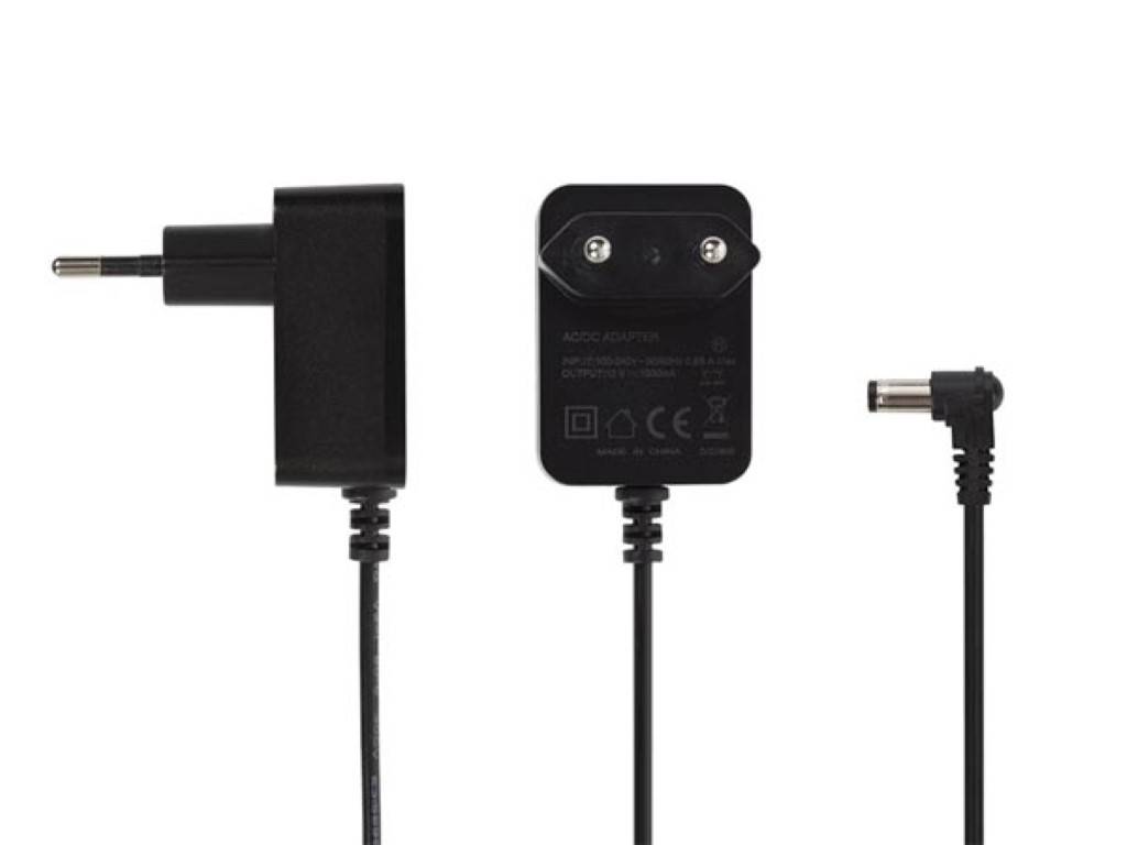 UNIVERSAL-NETZTEIL - 12 VDC - 1.5 A - 18 W - STECKER (2.1 x 5.5 mm)