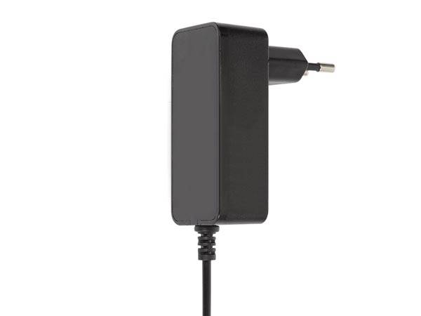 Universal-netzteil 12 vdc 3 a 36 w stecker (2.1 x 5.5 mm)