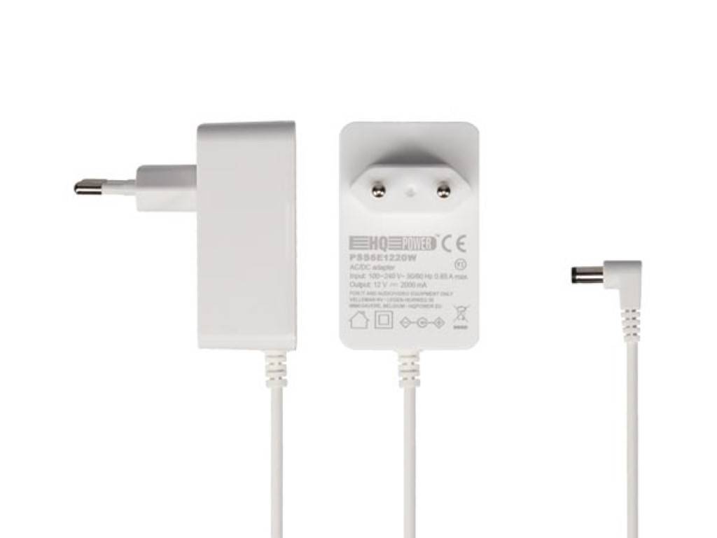 UNIVERSAL-NETZTEIL - 12 VDC - 2 A - 24 W - STECKER (2.1 x 5.5 mm) - WEISS