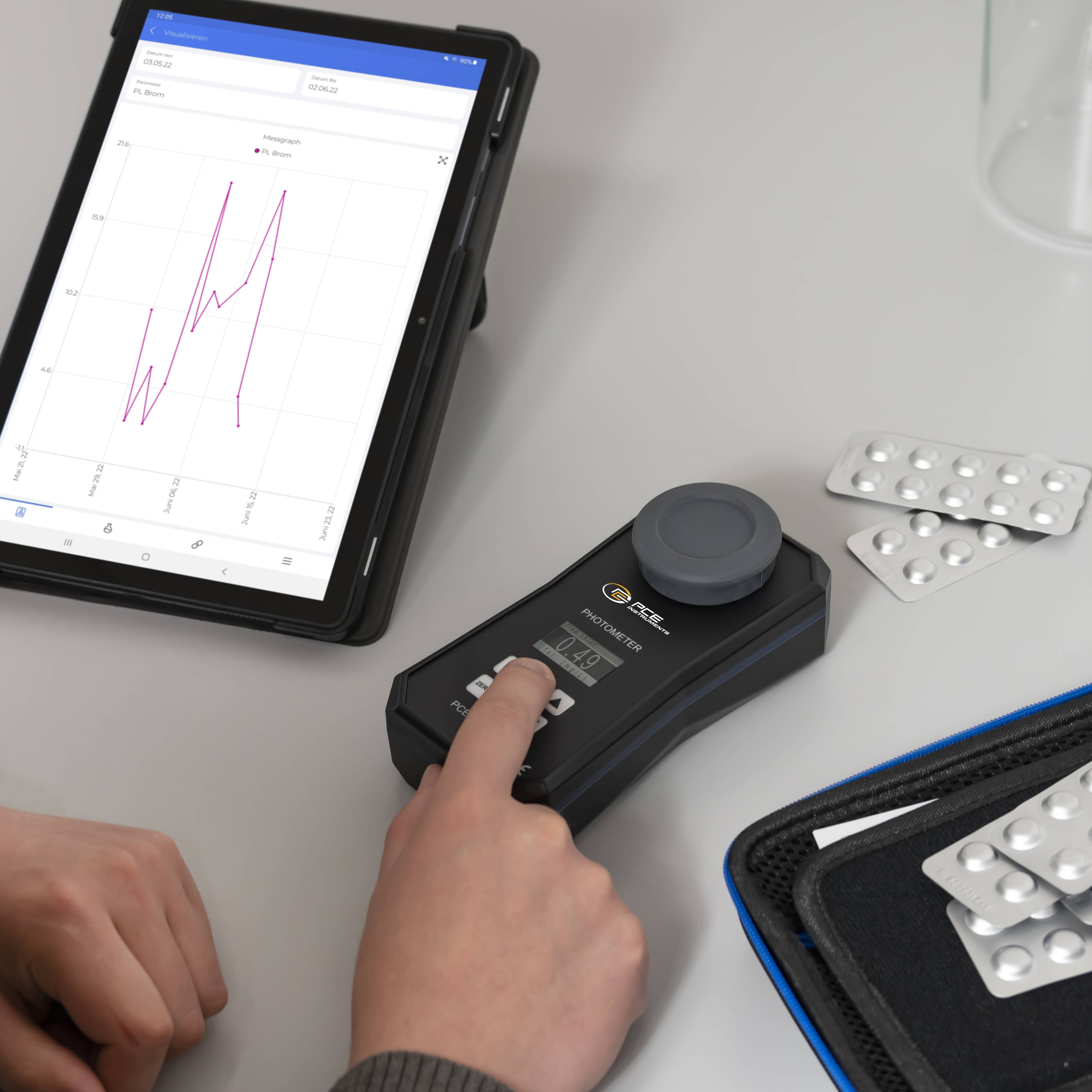 PCE Instruments PCE-CP 11 Kombi-Messgerät pH-Wert, Eisen, Cyanursäure, Chlor-Ionen-Konzentration