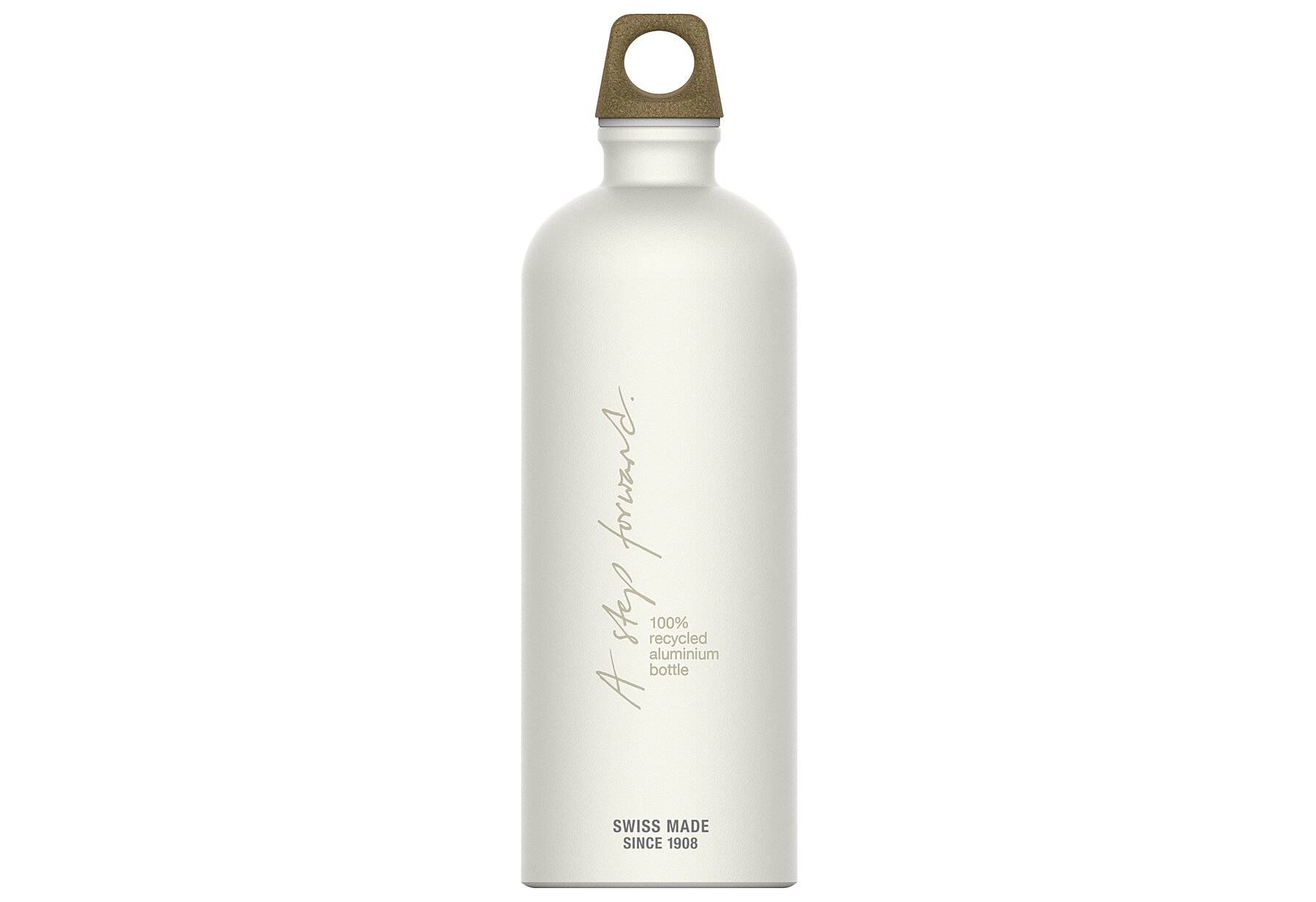 SIGG Traveller MyPlanet™ Forward Plain Trinkflasche (1.0 L), klimaneutrale und auslaufsichere