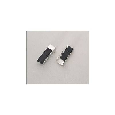 UPC562C DIP-14_MIT_KUEHLBLECH THT IC