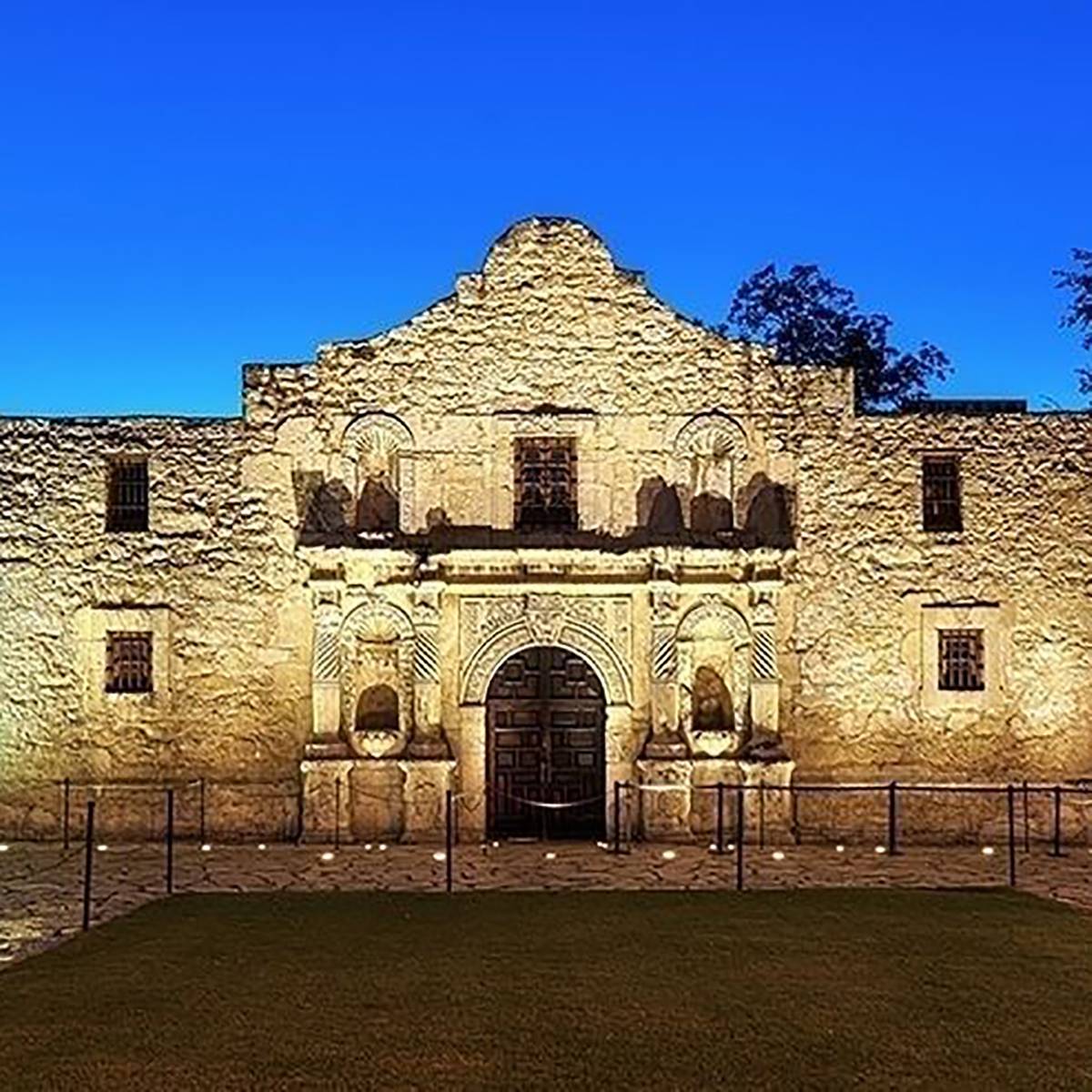 LED Bodeneinbauleuchte IV in Silber und Transparent 14W 800lm IP67