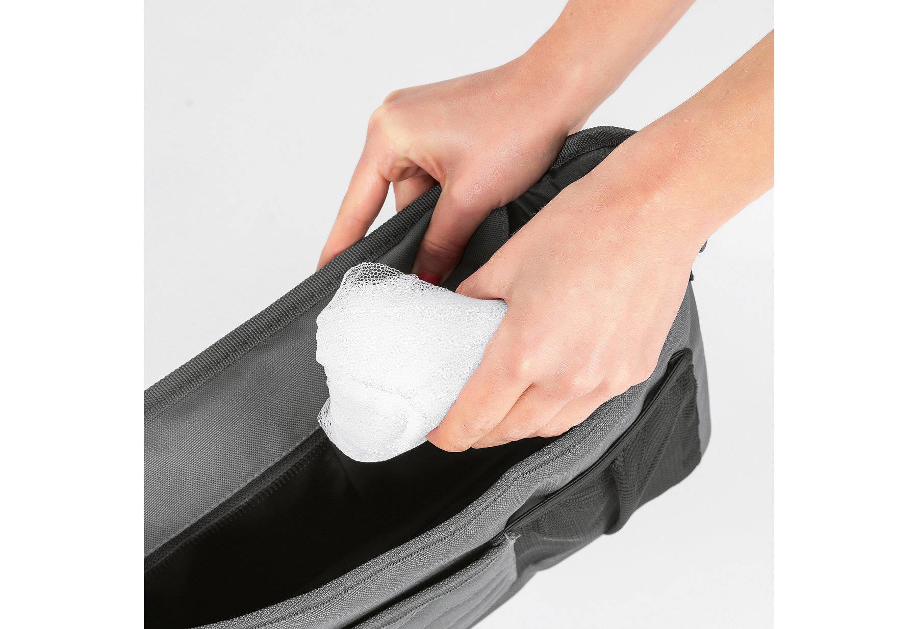 reer Universal Insektenschutz e Version auch für größere Babywannen, passend für Kinderwagen,