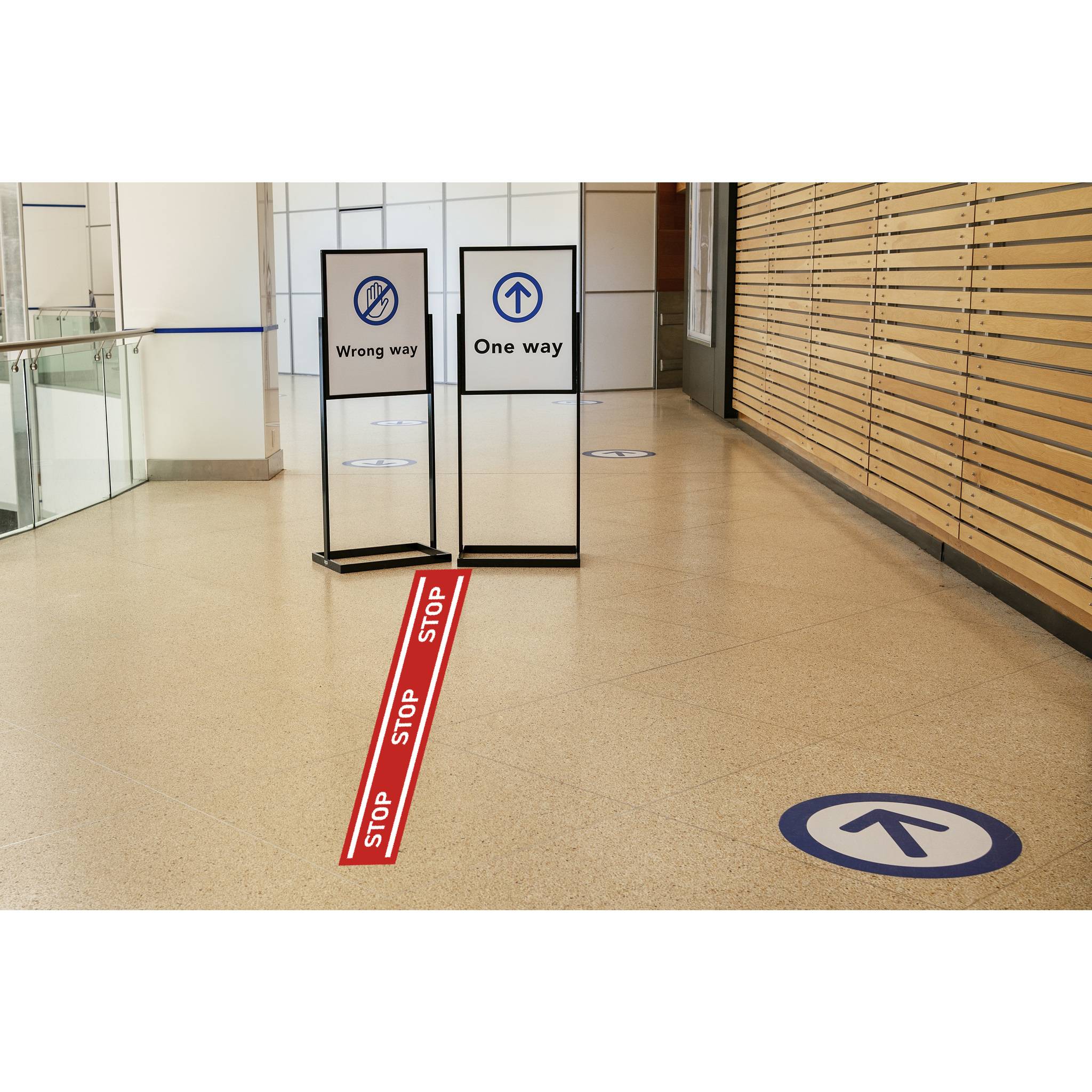 Exacompta Hinweisschild Band Stop PVC selbstklebend rutschfest 100 cm Rot 67017E