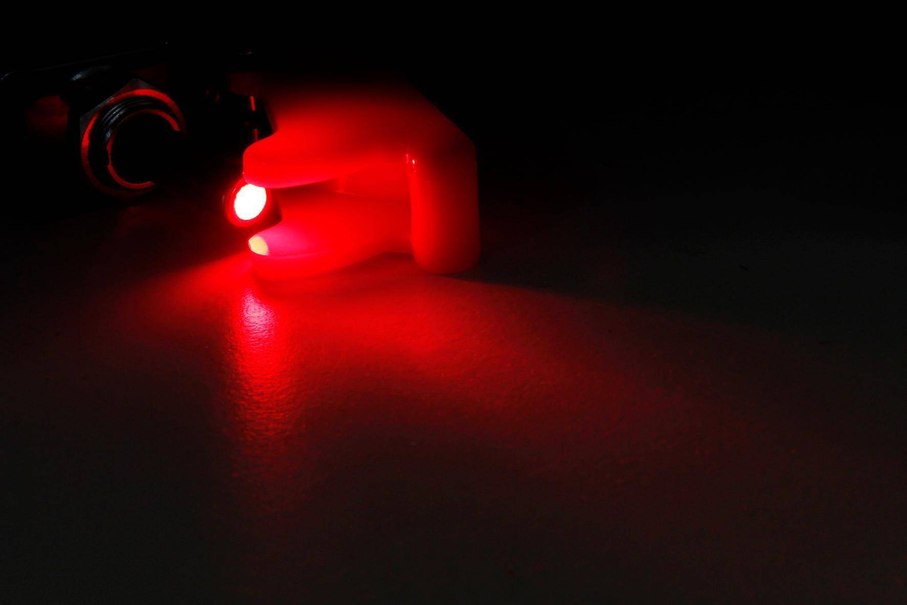 Kippschalter mit Schutzkappe und LED, 12V / 20A, rot