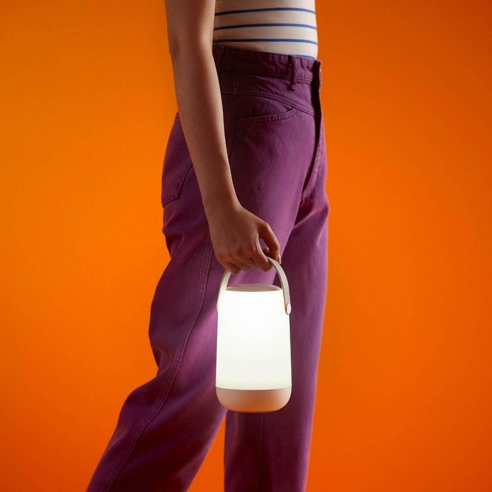 LED Akku Tischleuchte RGBW in Weiß 13,5W 400lm