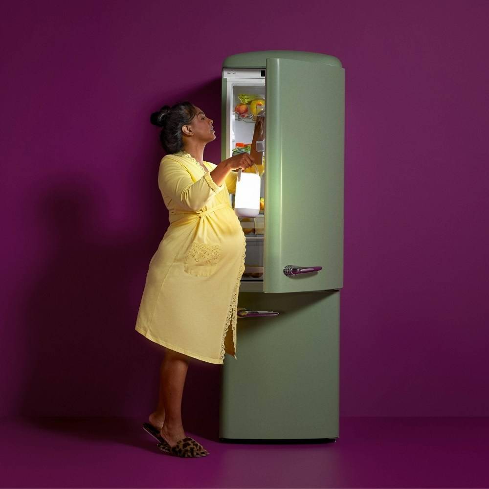 LED Akku Tischleuchte RGBW in Weiß 13,5W 400lm