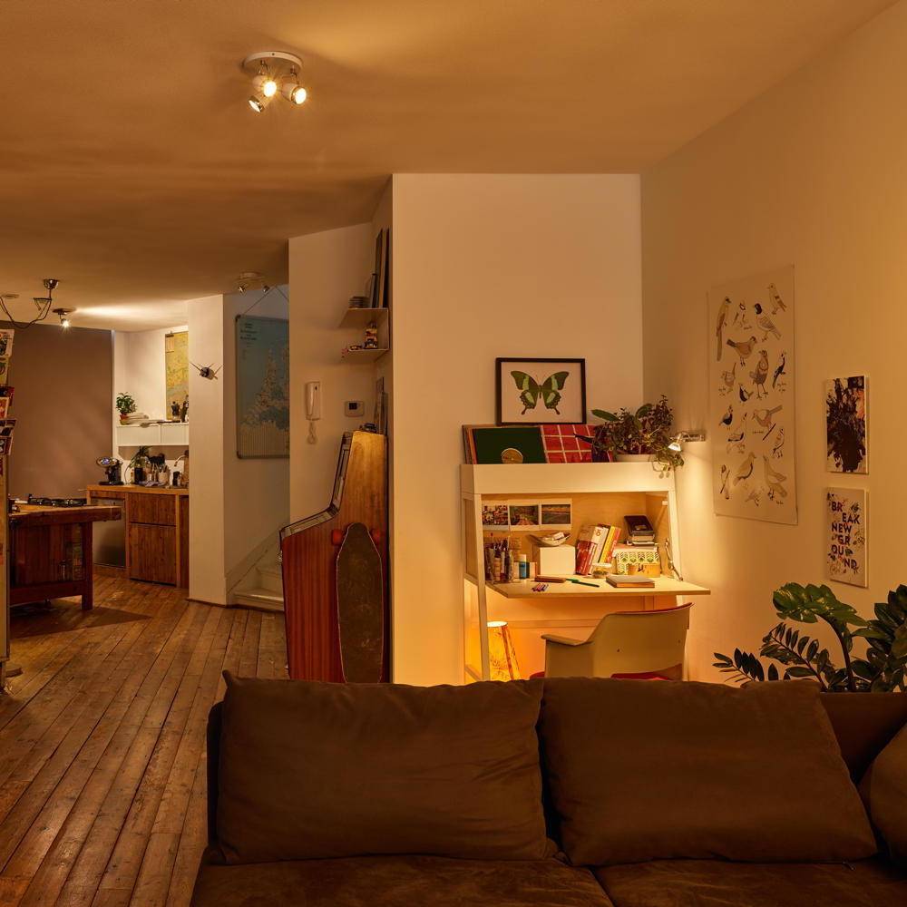 Philips LED Lampe ersetzt 25 W, E14 Kerzenform B35, klar, warmweiß, 270 Lumen, dimmbar, 1er Pack