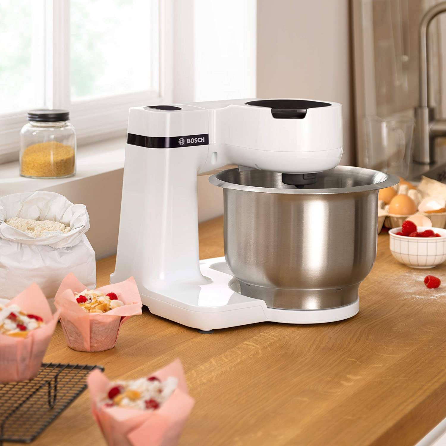 Bosch MUMS2EW 00 Küchenmaschine 700 W, 3,8 L Edelstahlschüssel, 4 Arbeitsstufen