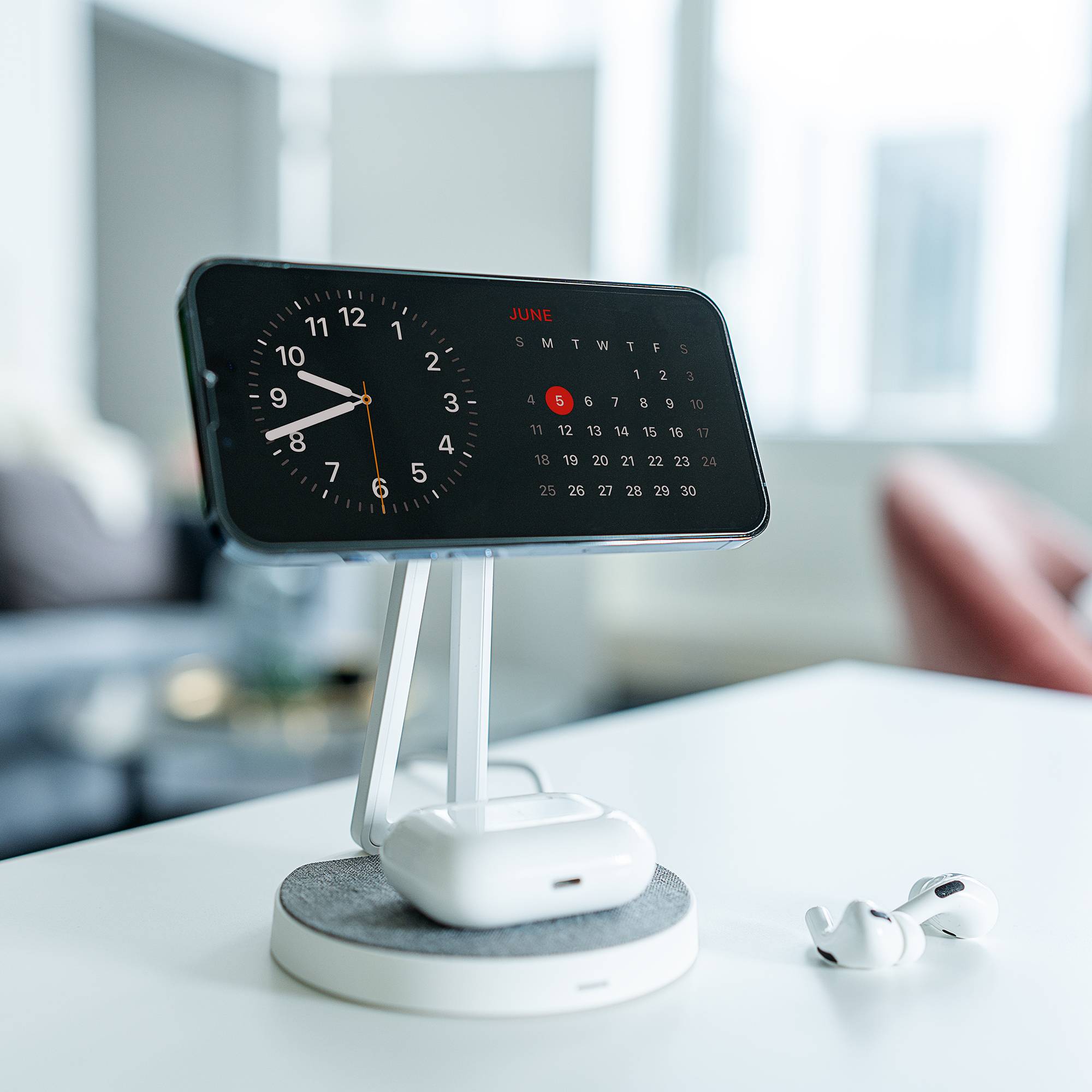 XLayer MagFix Pro 2 in 1 Ladestation 15W Grey/White