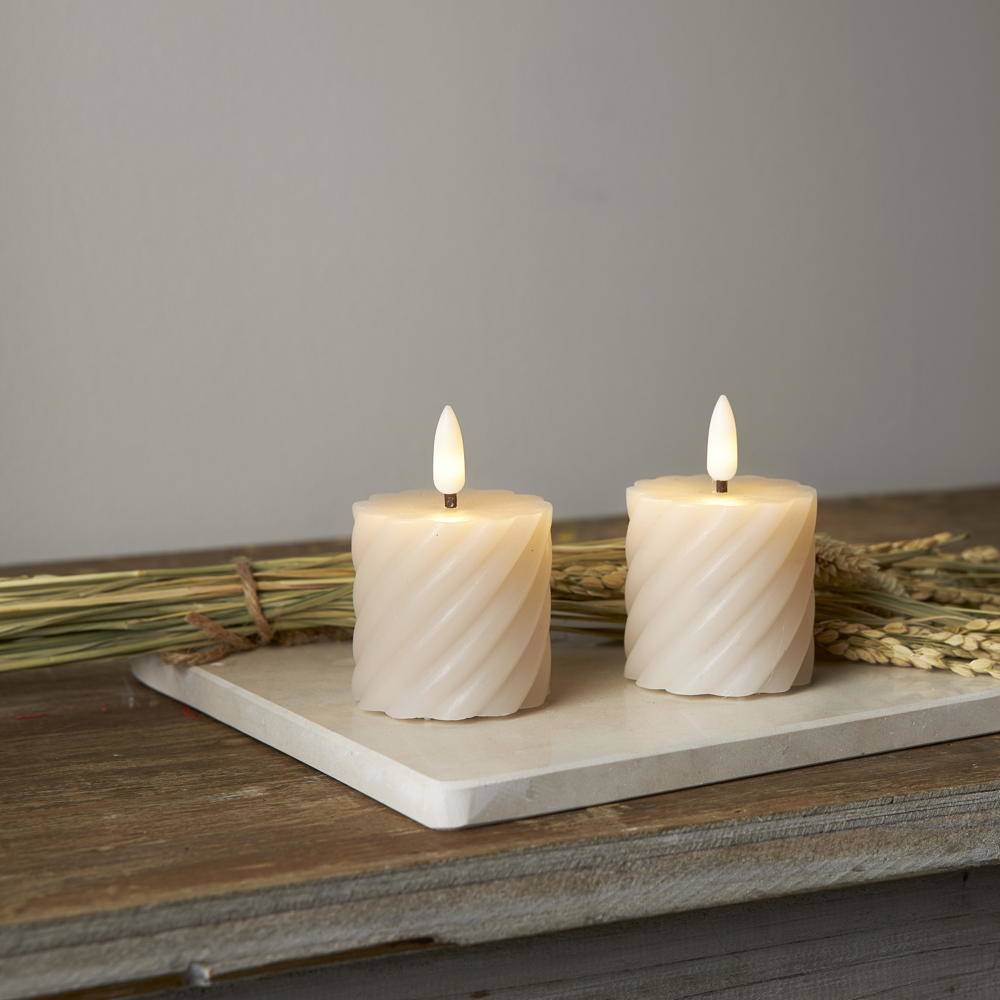 LED Kerze Flamme Swirl in Beige 2x 0,03W 75mm