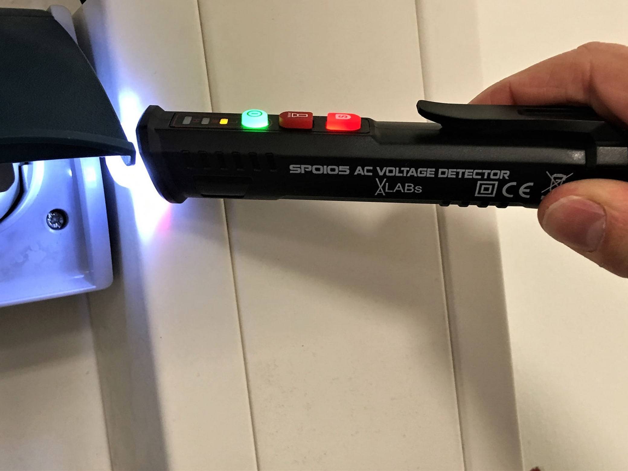 Berührungsloser Spannungsprüfer, 12 - 1000 V AC