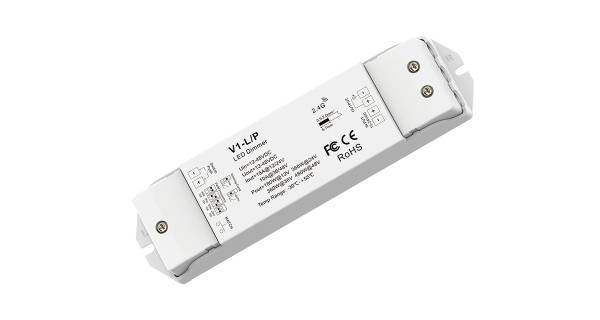 Ein LED-Treiber mit Aufschrift 'VL-LIP LED-Driver', zeigt technischen Spezifikationen, CE- und RoHS-Zertifizierungen auf weißem Gehäuse.