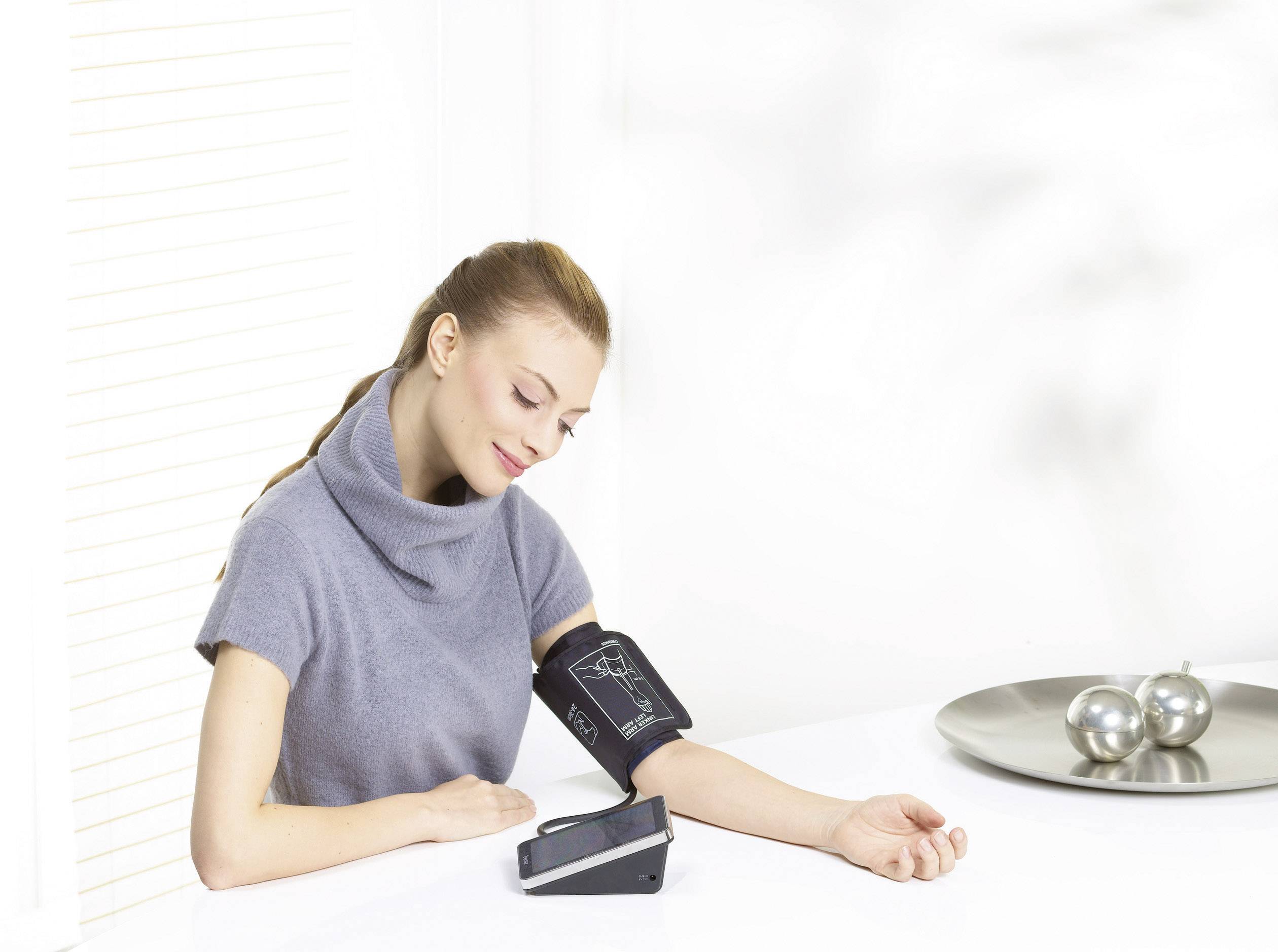 Beurer BM 58 Oberarm Blutdruckmessgerät 655.16