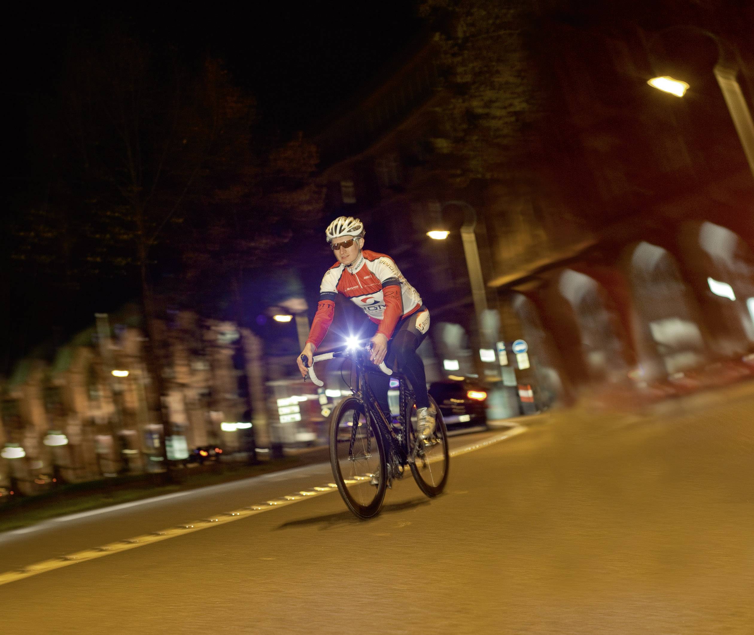 Sigma Fahrradbeleuchtung Set Lightster, Cuberider ll LED akkubetrieben, batteriebetrieben Schwarz, Silber