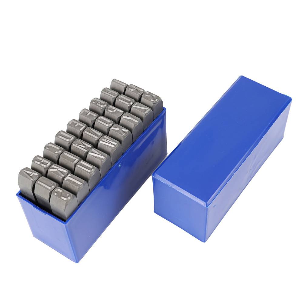 Dönges Handschlagstempelsatz spitz, 27-teilig, A - Z, Schrifthöhe 12 mm
