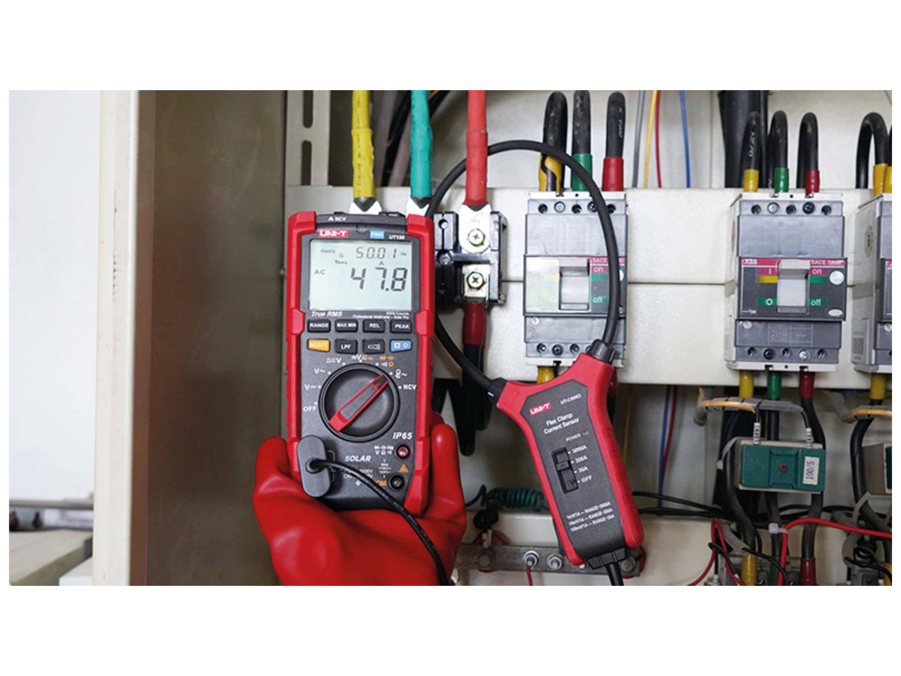 UNI-T UT 196 - Multimeter digital 6.000 Counts Solar