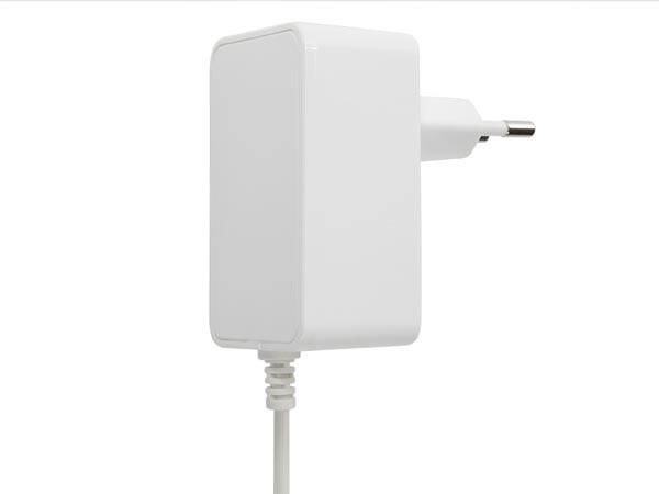 HQ Power PSS6EUSB41W, 1x -05410329729028