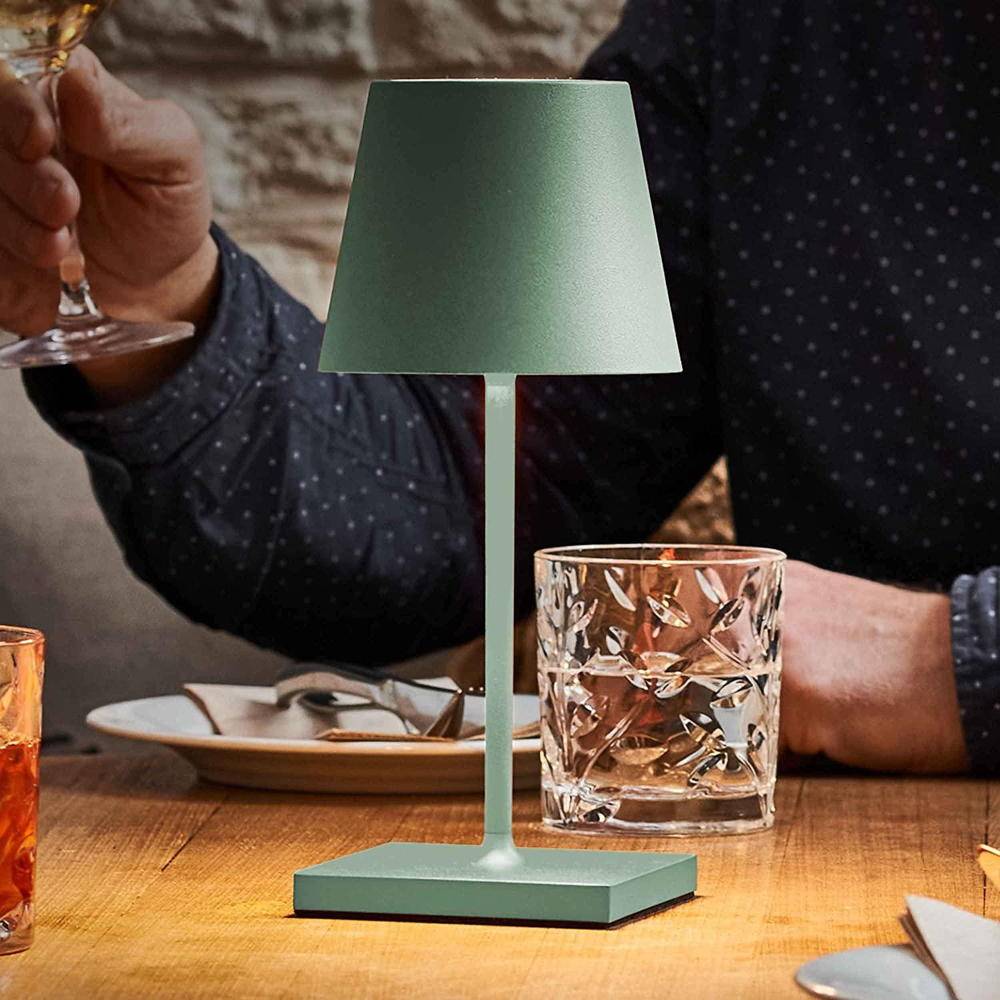 LED Akku-Tischleuchte Nuindie Mini aus Aluminiumdruckguss in Grün IP54