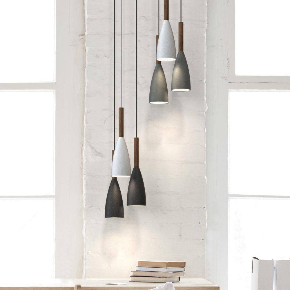 Pendelleuchte Pure schwarz, walnuss