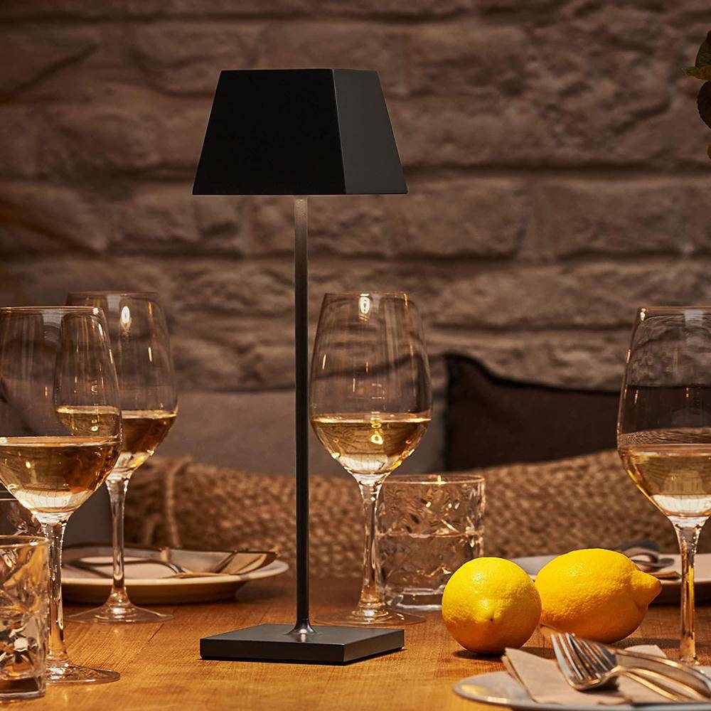 LED Akku-Tischleuchte Nuindie aus Aluminiumdruckguss in Schwarz IP54 eckig