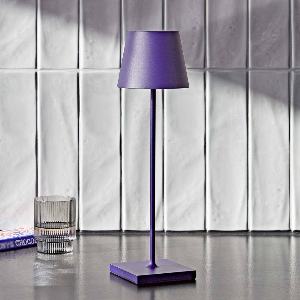 LED Akku-Tischleuchte Nuindie aus Aluminiumdruckguss in Pflaumenblau IP54