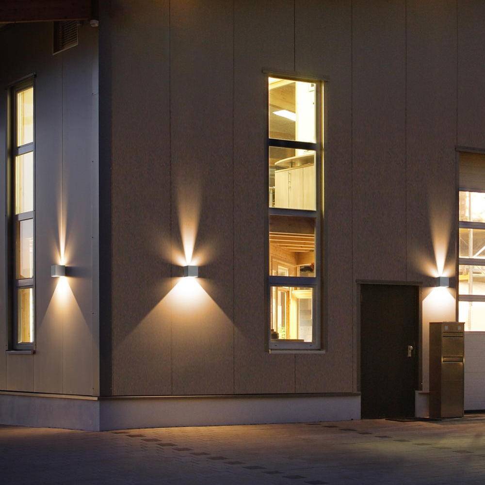 LED Wandleuchte in Weiß 2x 6W 1960lm IP54