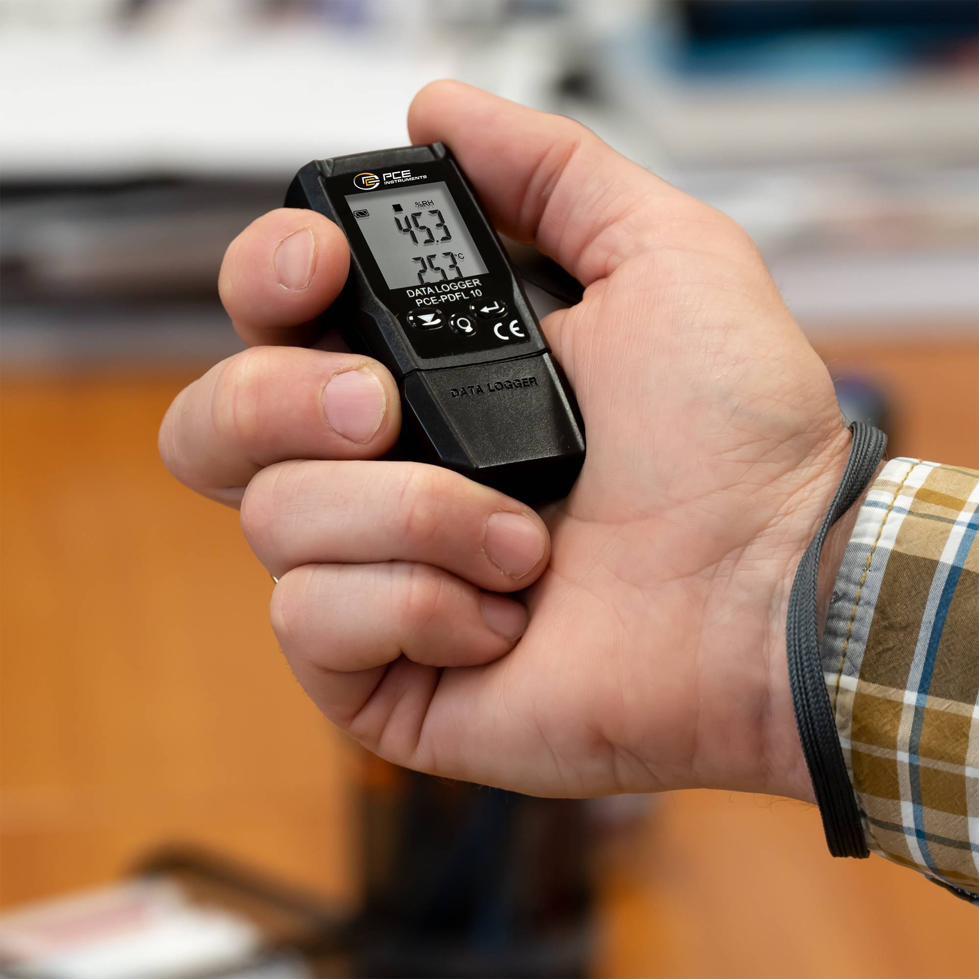 PCE Instruments PCE-PDFL 10 PCE-PDFL 10 PDF-Datenlogger Messgröße Luftfeuchtigkeit, Temperatur, Luftdruck, Atmosphärischer Druck