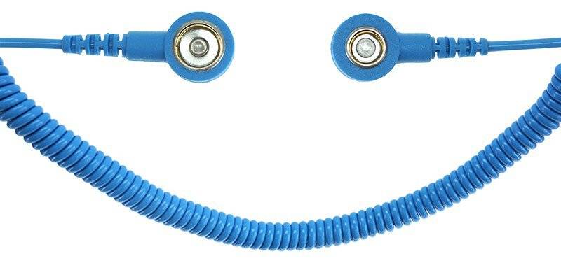ESD-Spiralkabel, 2 MOhm, hellblau, 2,4 m, 7/10 mm Druckknopf