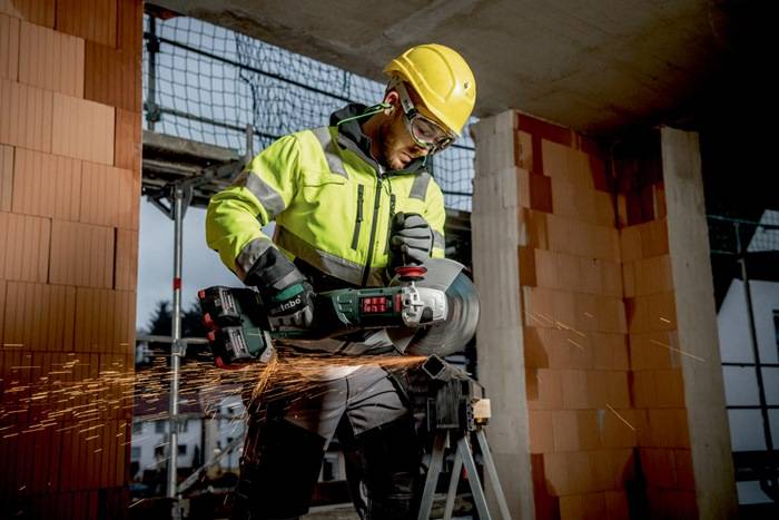 Metabo WPB 36-18 LTX BL 24-230 Quick 613103840 Akku-Winkelschleifer 230 mm bürstenlos, inkl. Koffer, ohne Akku, ohne Ladegerät 18 V