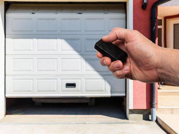 Velleman SET MIT 2-KANAL-RF-SENDER, EMPFÄNGER UND TUYA IoT