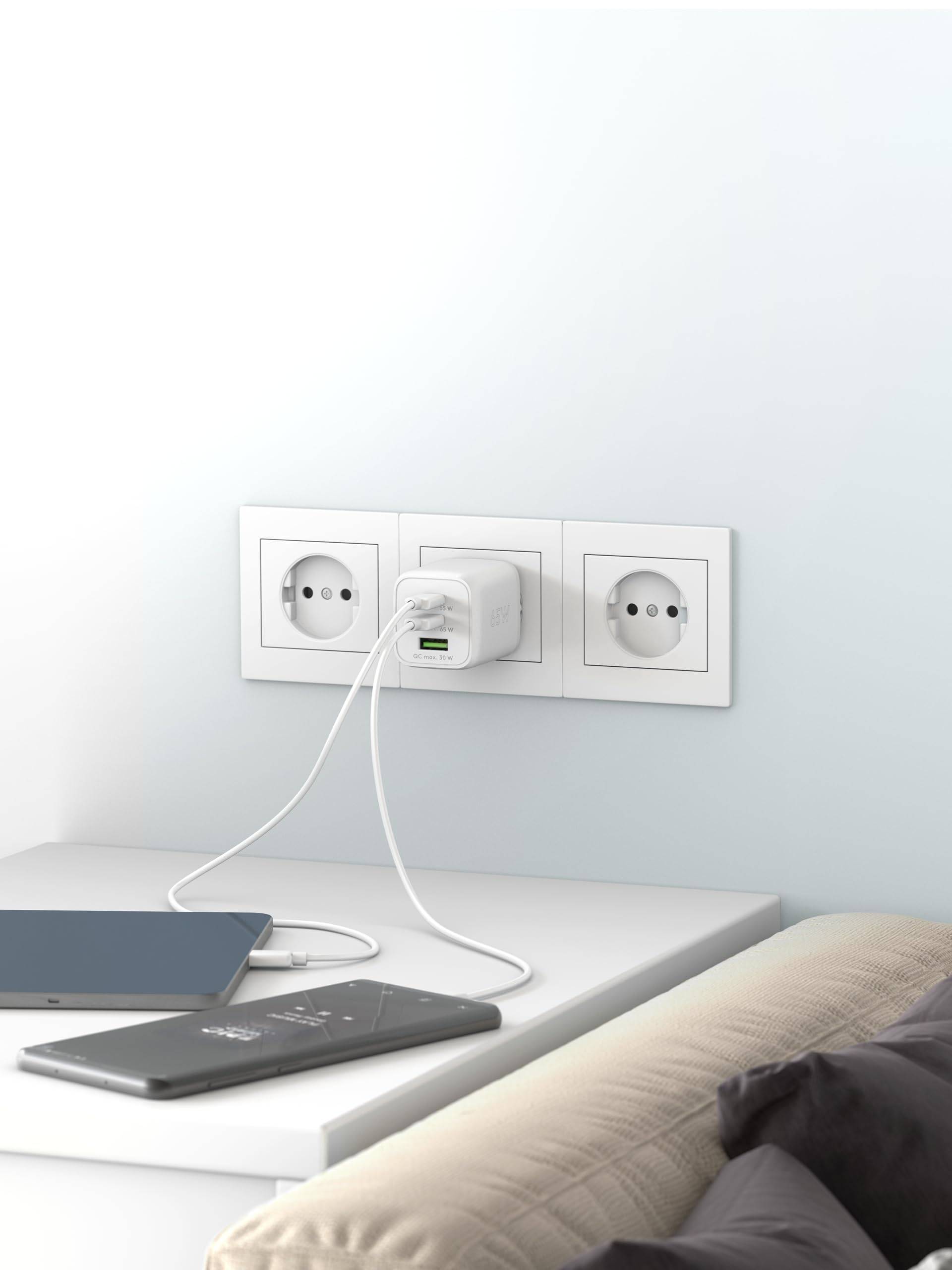 Goobay Nano USB Netzteil 65W, Power Delivery Charger, 3 Port Universal Ladegerät, USB-C & USB-A Adapter, Weiß