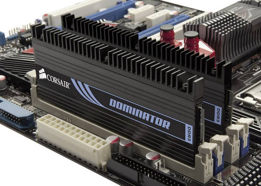 Corsair PC-Arbeitsspeicher Kit 240pin DIMM CMP8GX3M2A1600C9